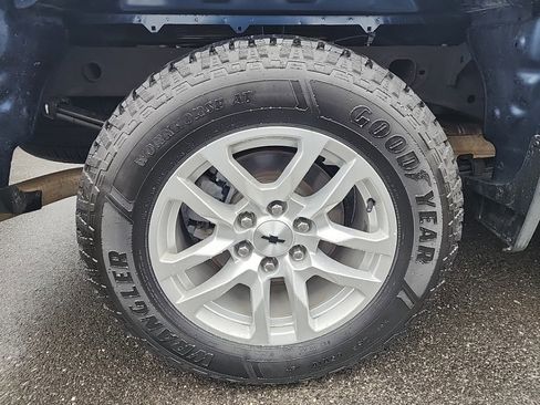 Used 2021 Chevrolet Silverado 1500 RST AWD/4WD image 16