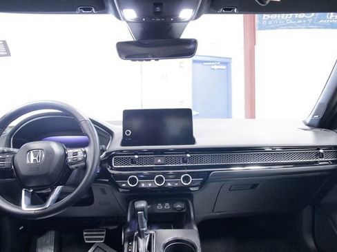 Certified 2023 Honda Civic Sport Touring image 18