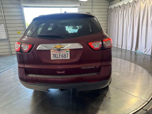 Used 2015 Chevrolet Traverse LT FWD image 5