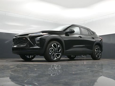 New 2026 Chevrolet Trax RS FWD image 38