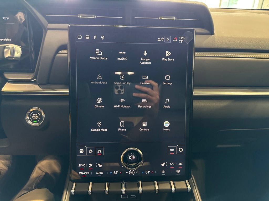 New 2027 GMC Terrain Elevation w/ Elevation Premium Package AWD/4WD image 26