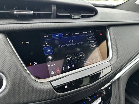 Certified 2024 Cadillac XT5 Premium Luxury FWD image 16