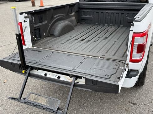 Used 2023 Ford F150 Lariat w/ Equipment Group 502A High image 11