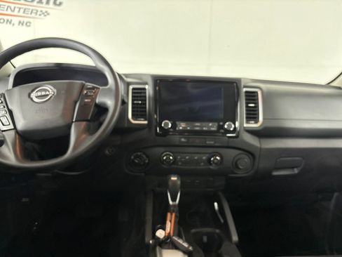 Used 2023 Nissan Frontier SV w/ Graphics Package AWD/4WD image 24