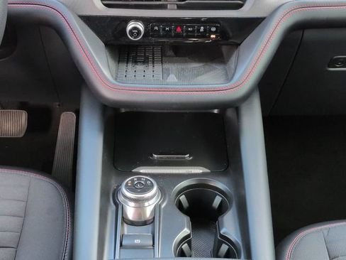 Used 2025 Ford Explorer ST-Line w/ Premium Package AWD/4WD image 19