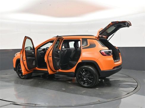 New 2026 Jeep Compass Latitude image 46