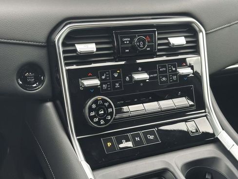 New 2026 Nissan Armada Platinum image 23