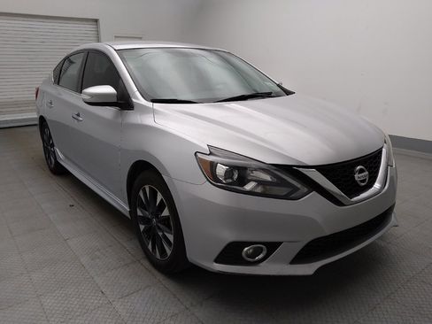 Used 2017 Nissan Sentra SR FWD image 13