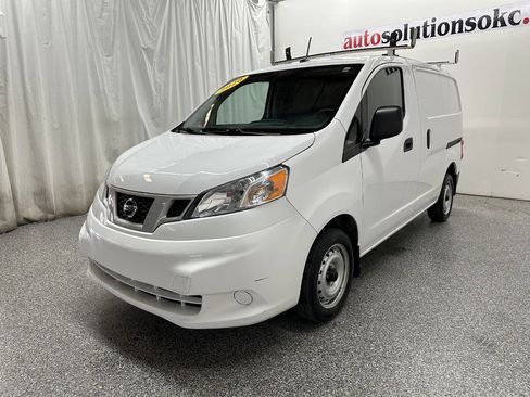 Used 2020 Nissan NV200 S image 3