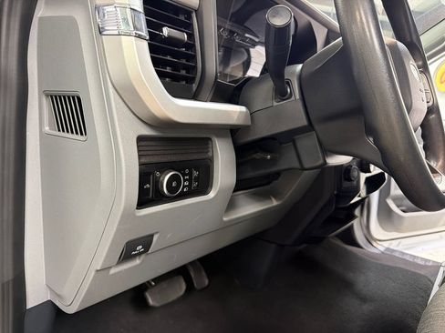 Used 2023 Ford F250 XL w/ STX Appearance Package AWD/4WD image 28