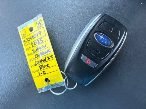 Used 2025 Subaru Outback Limited XT AWD/4WD image 17