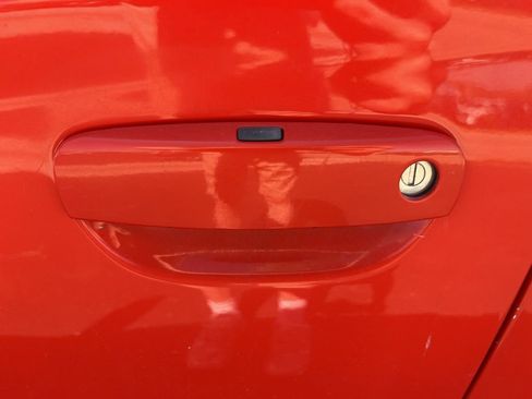 Used 2019 Dodge Charger R/T w/ Cold Weather Package image 17