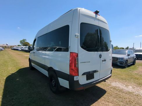 Used 2024 Mercedes-Benz Sprinter 2500 image 18