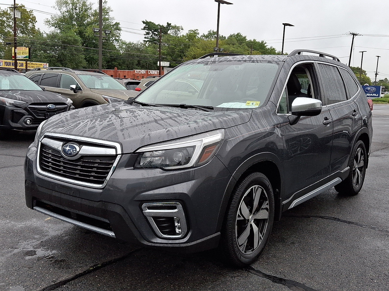 Used 2021 Subaru Forester Touring AWD/4WD image 3