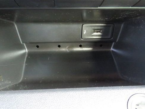 Used 2019 Volkswagen Beetle 2.0T S image 17