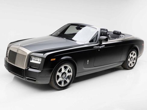 Used 2014 Rolls-Royce Phantom Drophead Coupe RWD image 1