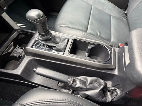 Used 2021 Toyota Tacoma TRD Sport w/ TRD Premium Sport Package image 27