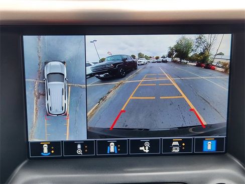 Used 2023 GMC Acadia Denali w/ Black Diamond Edition image 25