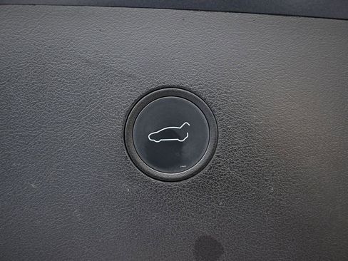 Used 2021 Tesla Model X Long Range image 15