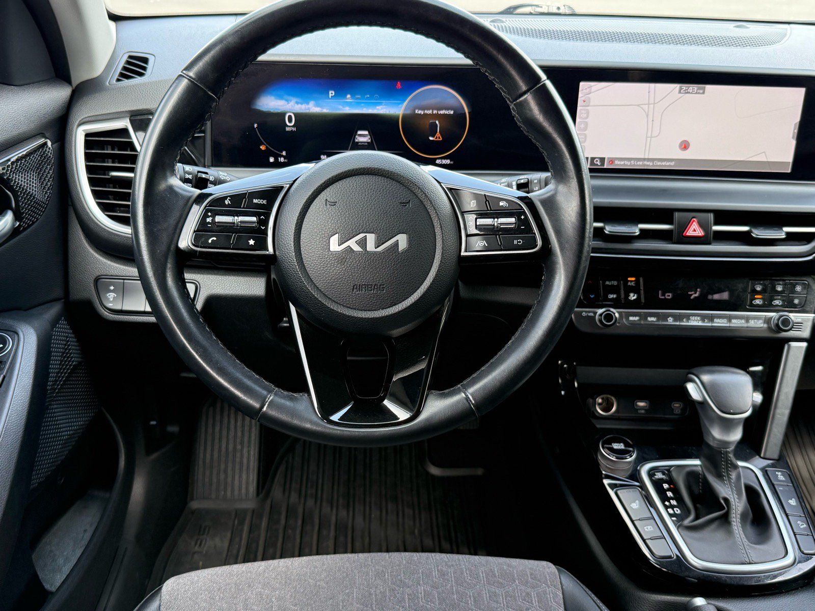Used 2024 Kia Seltos X-Line AWD/4WD image 8