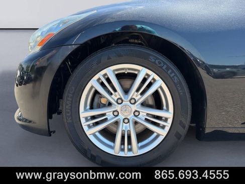 Used 2013 INFINITI G37 Journey w/ Premium Pkg RWD image 9