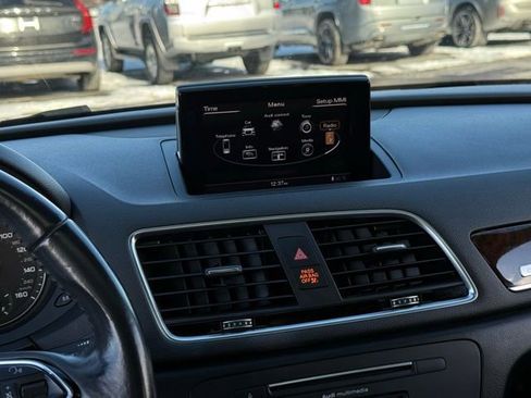 Used 2018 Audi Q3 2.0T Premium Plus image 22