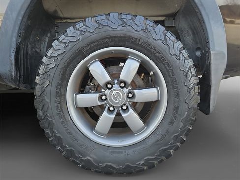 Used 2015 Nissan Titan PRO-4X image 8