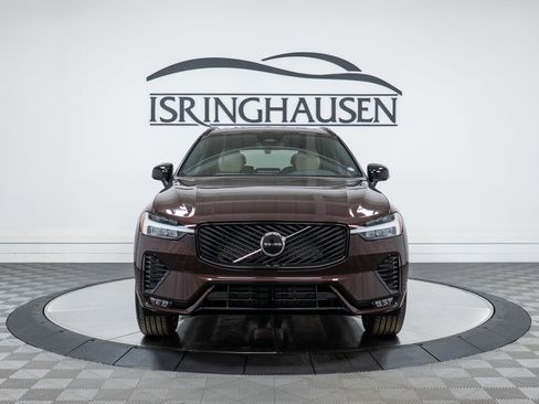 New 2026 Volvo XC60 B5 Core w/ Climate Package image 2