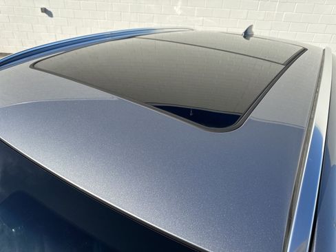 Used 2025 Genesis Electrified GV70 Advanced w/ Prestige Package image 38