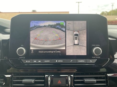 Used 2025 Nissan Pathfinder Rock Creek image 14