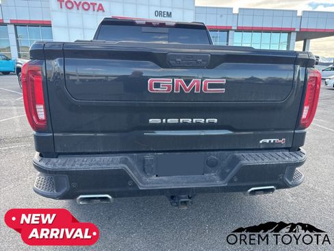 Used 2024 GMC Sierra 1500 AT4 w/ Technology Package image 16