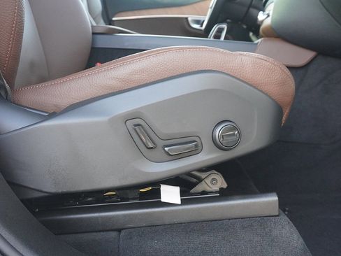 Used 2024 Volvo XC90 T8 Plus w/ Protection Package image 39