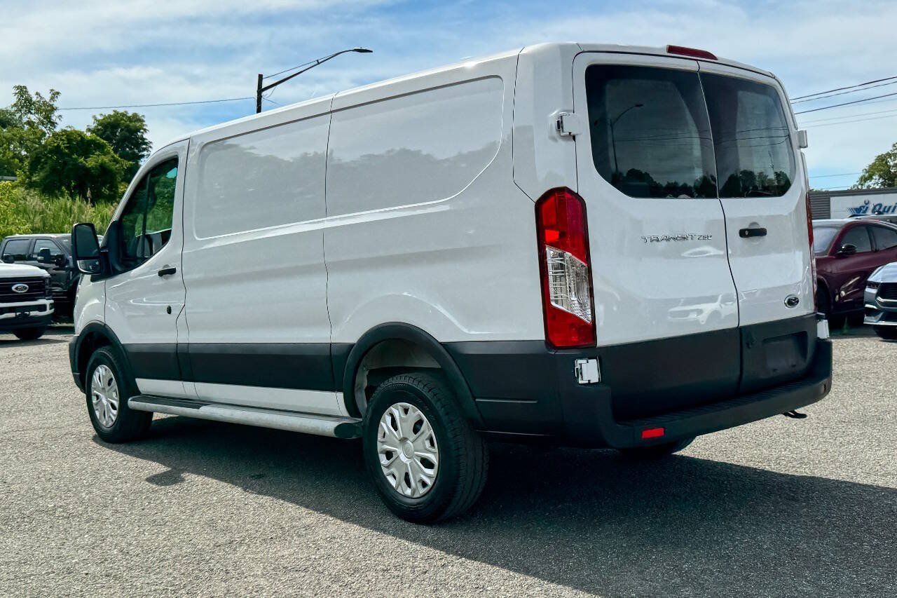 Used 2025 Ford Transit 250 Low Roof w/ Exterior Upgrade Package RWD image 5