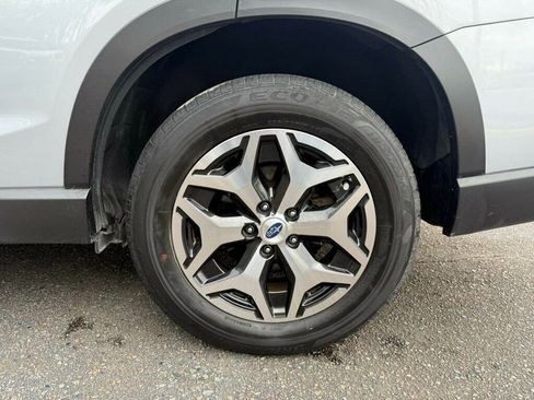 Used 2022 Subaru Forester Premium image 10