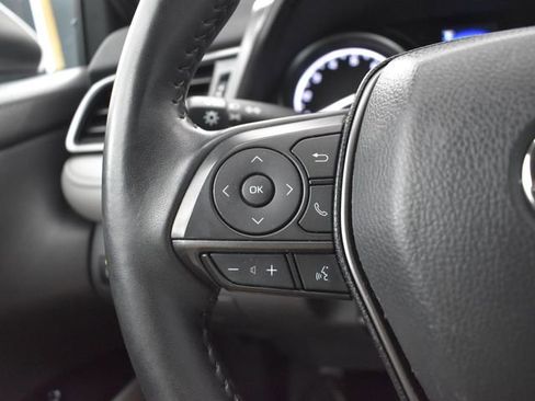 Used 2022 Toyota Camry SE FWD image 15