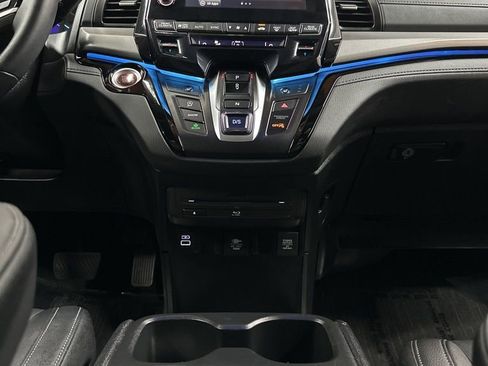 Used 2024 Honda Odyssey Touring image 23