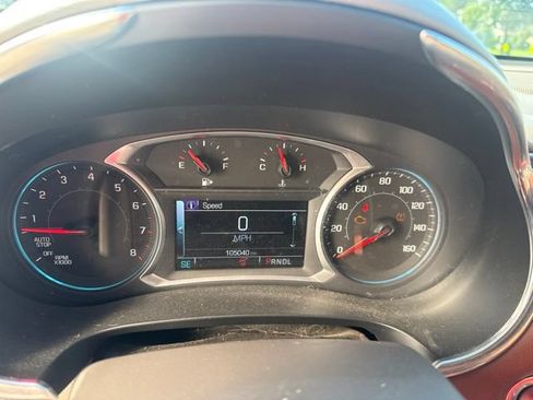 Used 2016 Chevrolet Malibu LT w/ Leather Package FWD image 5