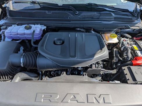 New 2026 RAM 1500 4x4 Crew Cab image 30