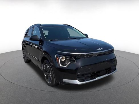 Used 2024 Kia Niro Wind FWD image 3