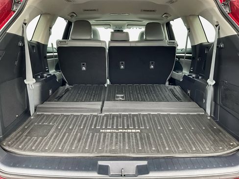 Used 2021 Toyota Highlander Limited AWD/4WD image 28