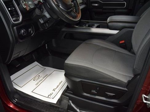 Used 2024 RAM 4500 SLT w/ Quick Order Package 2YG SLT image 32