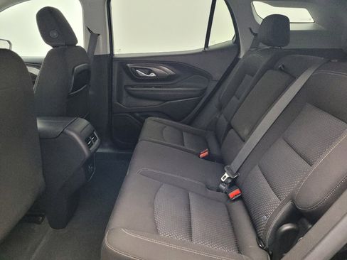 Used 2024 GMC Terrain SLE image 18