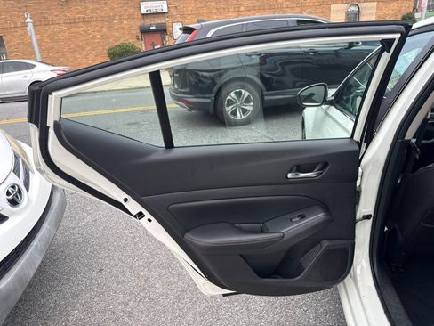 Used 2019 Nissan Altima 2.5 SR w/ SR Premium Package AWD/4WD image 21