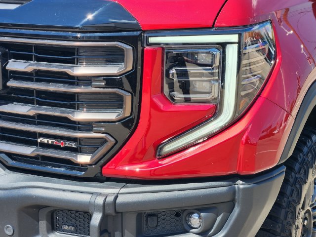 Used 2025 GMC Sierra 1500 AT4X AWD/4WD image 9