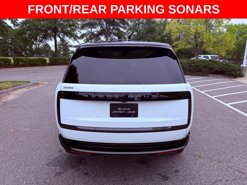 Used 2025 Land Rover Range Rover SE AWD/4WD image 6