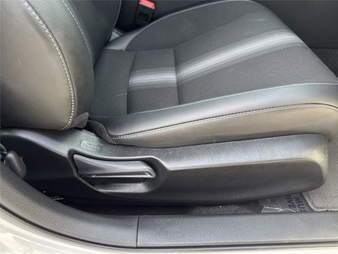 Used 2024 Honda Civic Sport image 35