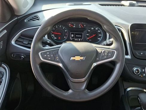 Used 2023 Chevrolet Malibu LT w/ Driver Confidence Package FWD image 19