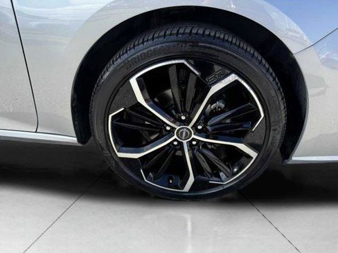 Used 2024 Nissan Altima 2.5 SR FWD image 51
