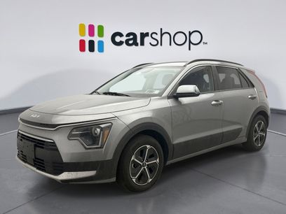 Used 2023 Kia Niro EX