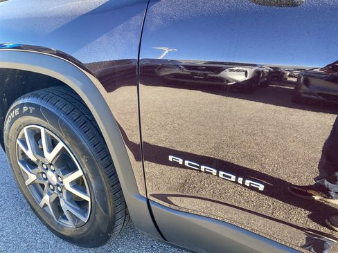 Used 2021 GMC Acadia SLE image 50